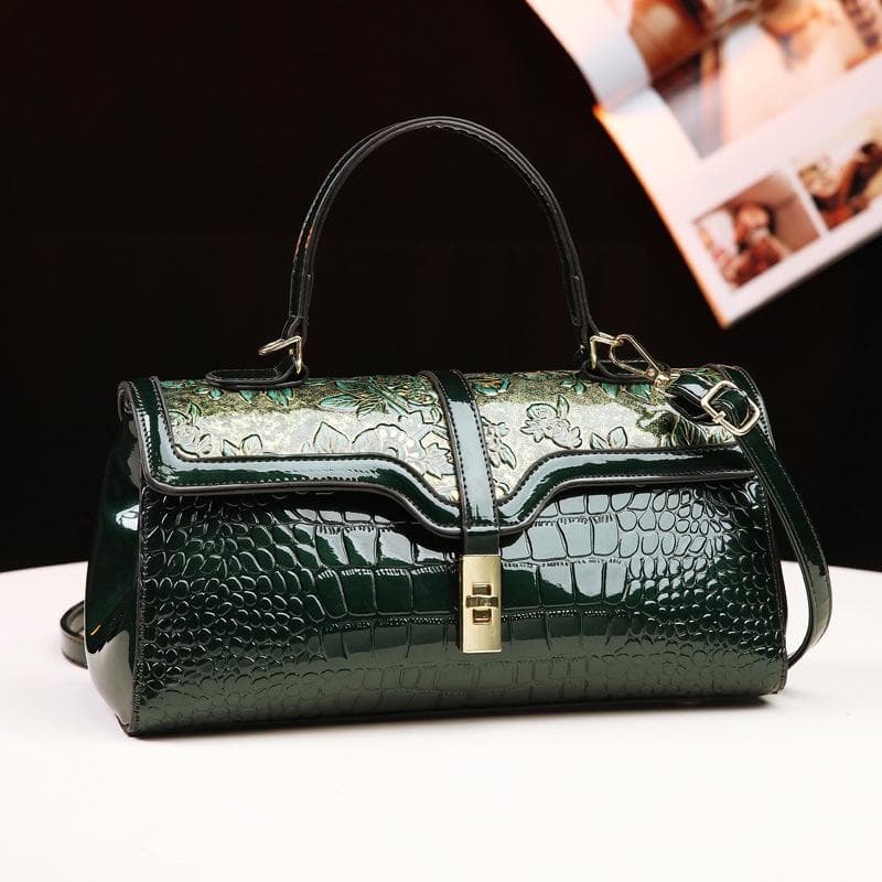 Bright leather women's bag flap bag, noble printing trend, portable one shoulder multi compartment crossbody bag, mother's bag zelená